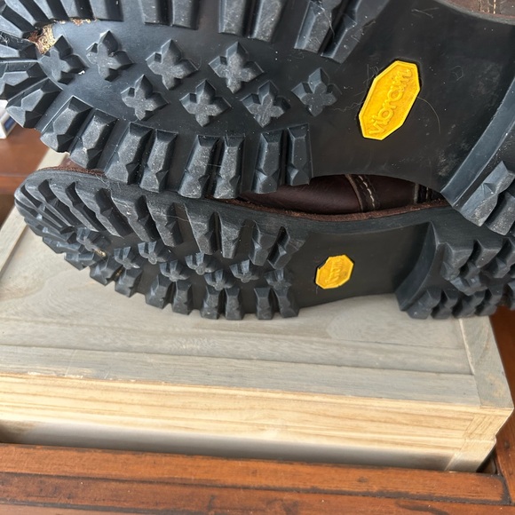 Heritage Irish Setter/Red Wing 8” lug soled(resoleable) boots. Make date 1/12 - Picture 6 of 6